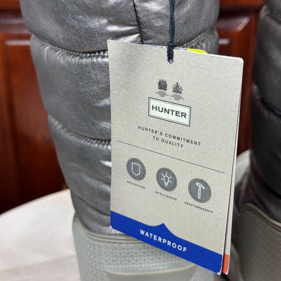 Hunter Women Metallic Snow Boot Size 10 Tall Winter Boots Silver Hail Grey New - Picture 10 of 16